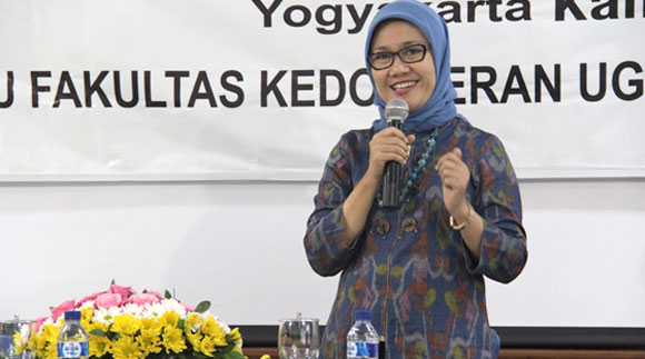 dr. Mei Neni Sitaresmi