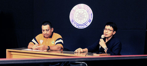 Pembicara dalam webinar Kurikulum: Disaster Nursing webinar series april