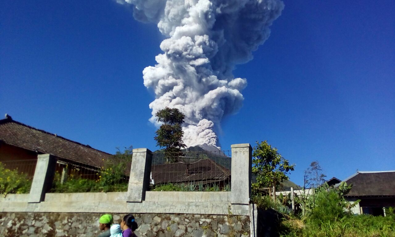 letusan freatik gunung merapi diy