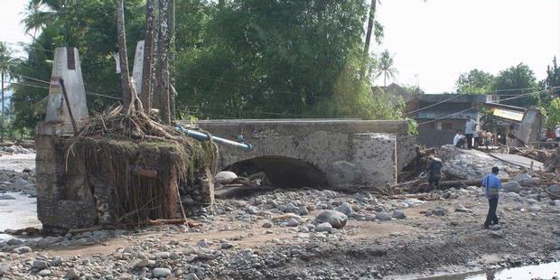 banjir-padang-kurang-air